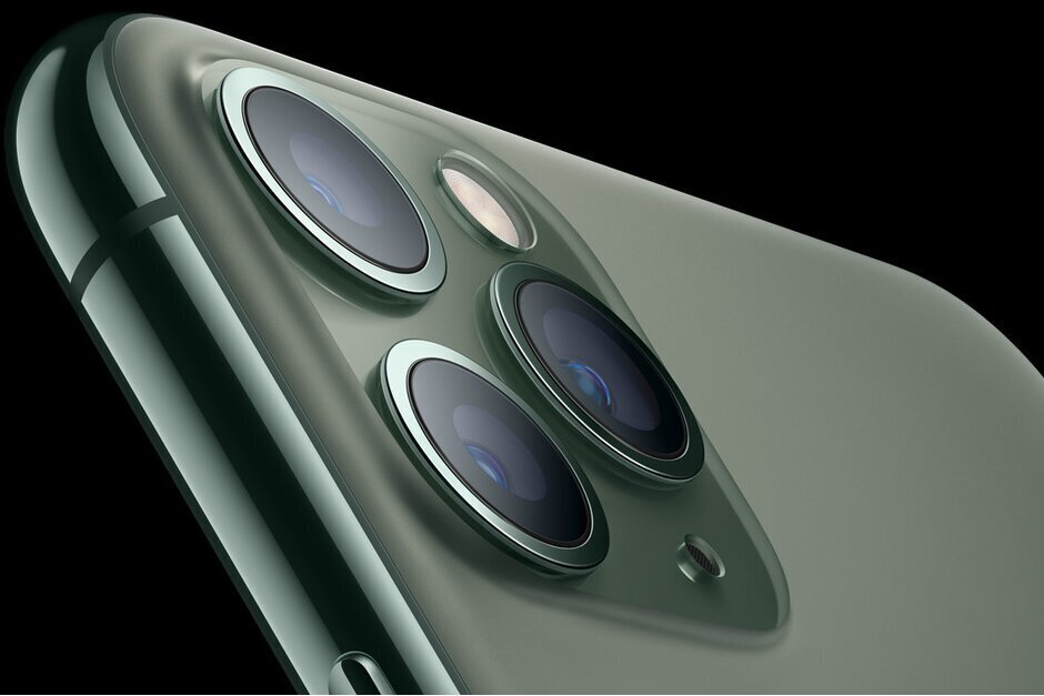 蘋果iPhone 11 Pro背后的三攝像頭設(shè)置