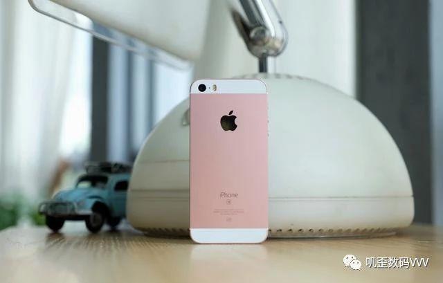 新的ios體系行將到來,這三款iphone勸你別再買了!