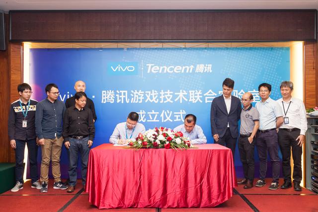 為了讓游戲體會更強壯，vivo又聯手網易游戲，建立游戲實驗室