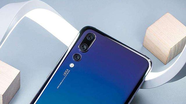 職場高端人士為什么用國產手機，很少用蘋果手機？說出來你都不信