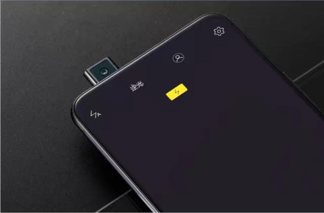 4998元的vivo NEX是否值得購買?網(wǎng)友的吐槽言必有中
