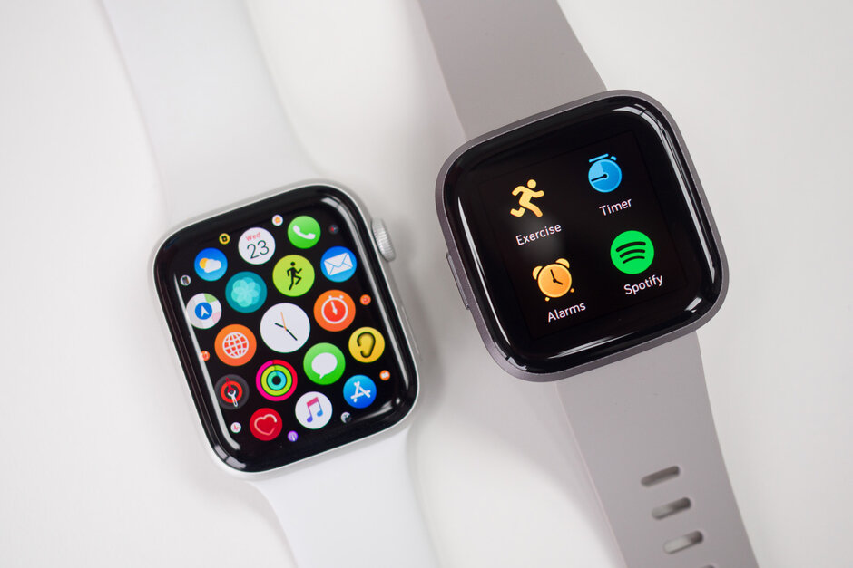 Apple Watch Series 5、Fitbit Versa 2
