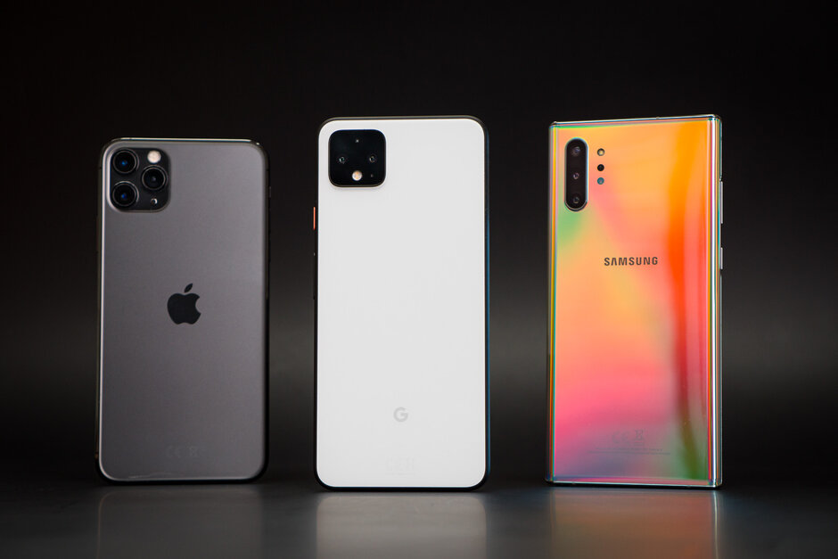 Google Pixel 4 XL vs iPhone 11 Pro Max vs Galaxy Note 10+: Low-light Camera Comparison