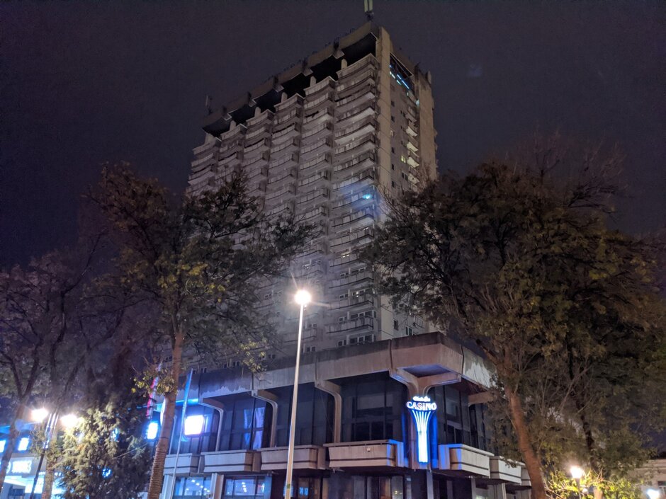 Pixel 4 XL - Night Mode Camera Comparison