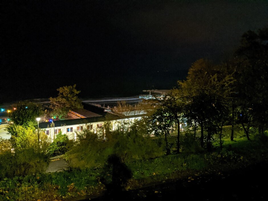 Pixel 4 XL - Night Mode Camera Comparison