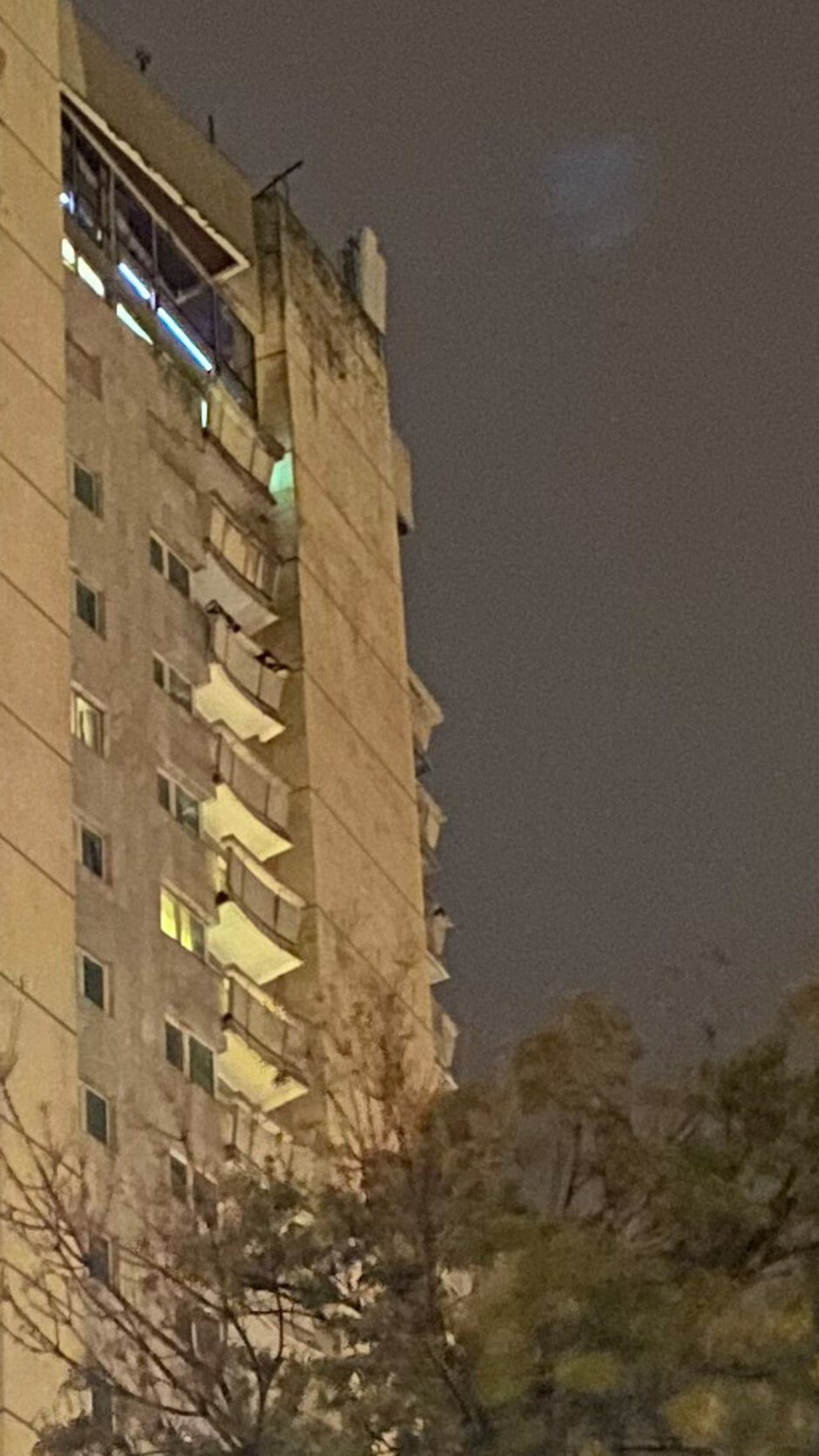 iPhone 11 Pro Max - Night Mode Camera Comparison
