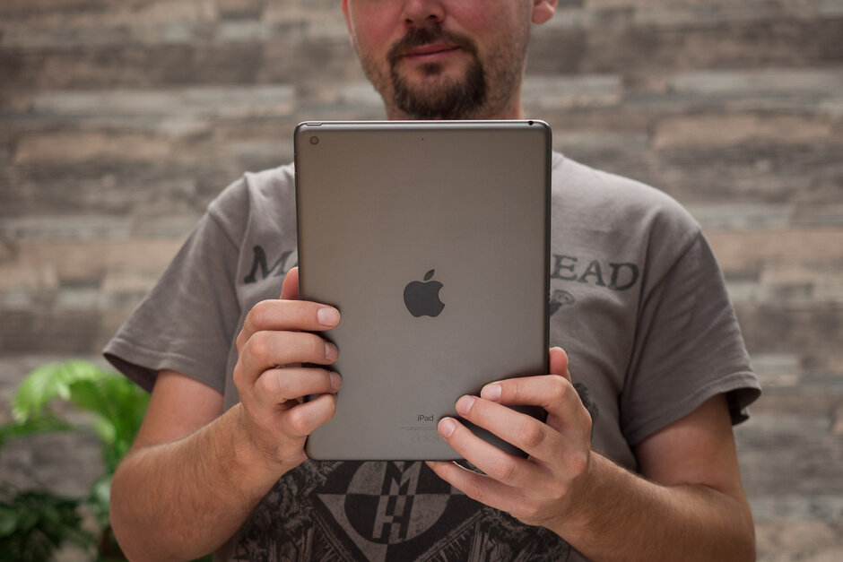 新款10.8英寸iPad和8.5英寸iPad Mini將配備20W內盒充電器